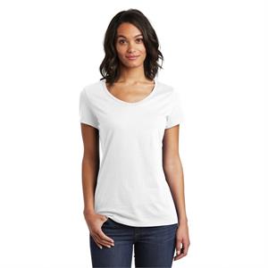 District Women&apos;s Very Important Tee V-Neck.